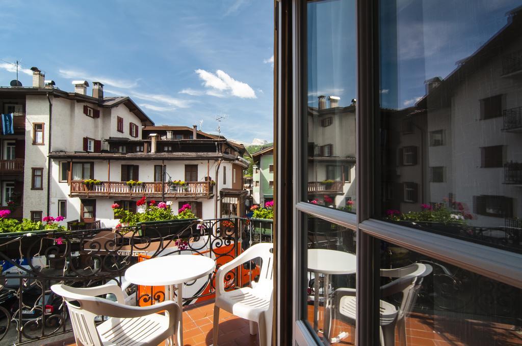 Hotel Pontejel Cortina d'Ampezzo Exterior foto